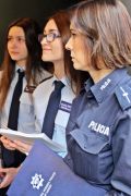Uczniowie z klasy policyjnej i psychopedagogicznej na debacie o bezpieczeństwie