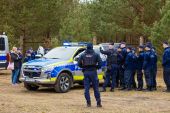 Klasy policyjne na prezentacji sprzętu i działań Oddziałów Prewencji Policji w Białymstoku