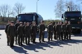 Wojskowe targi służby i pracy