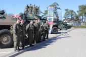 Wojskowe targi służby i pracy