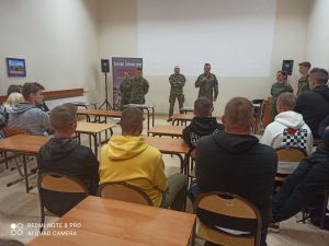 Czytaj więcej: Spotkanie z przedstawicielami Wojsk Obrony Terytorialnej